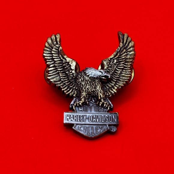 Harley-Davidson Vintage 90's Pins & Mattel Collectible Fatboy Motorcycle Bundle - Picture 5 of 10